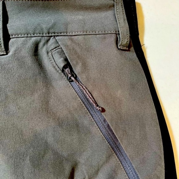 COLUMBIA Lightweight Performance Shorts 4 Zip pockets Olive Green Waist 40" - Picture 8 of 9